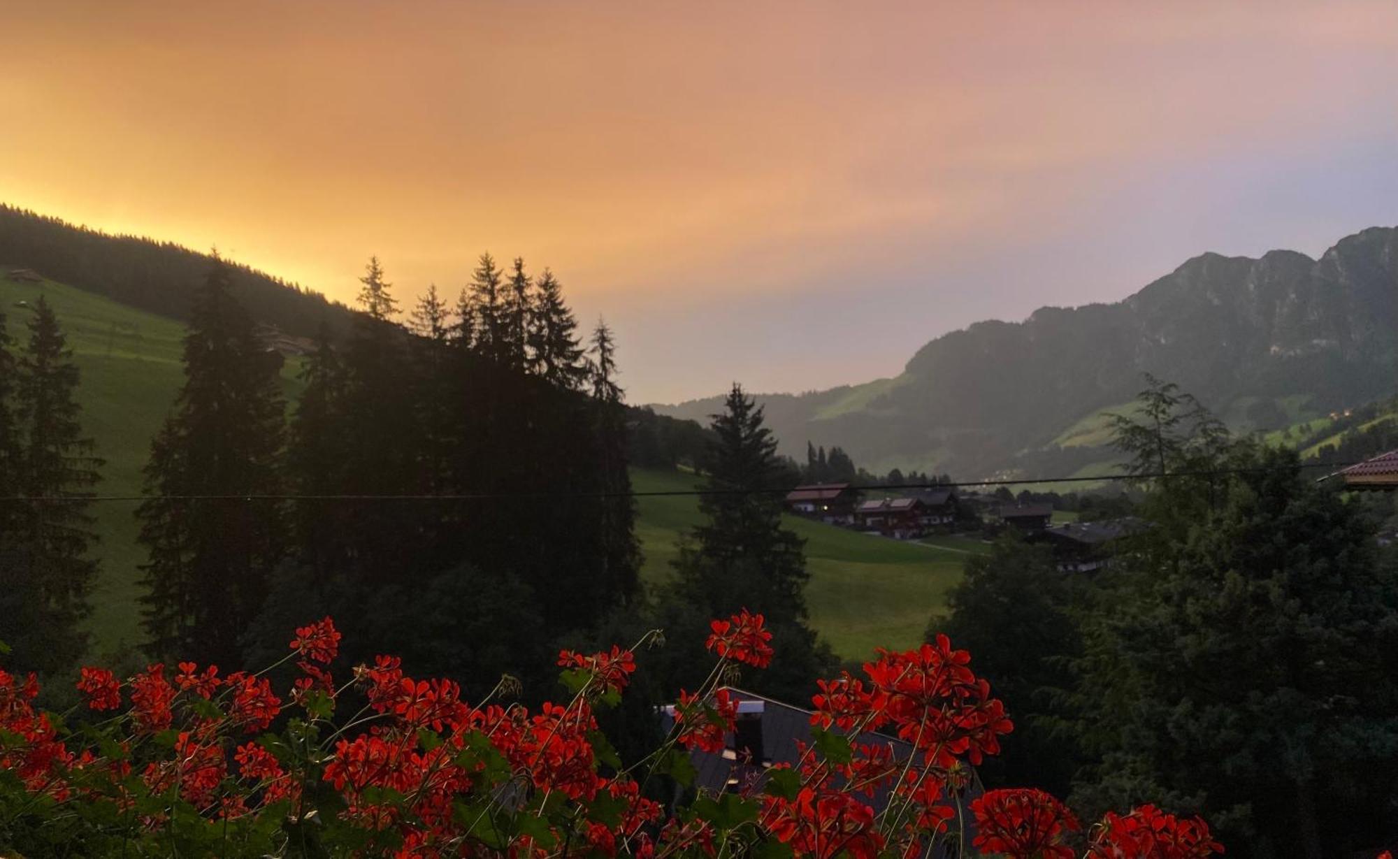 Haus Hislop Apartman Inneralpbach Kültér fotó