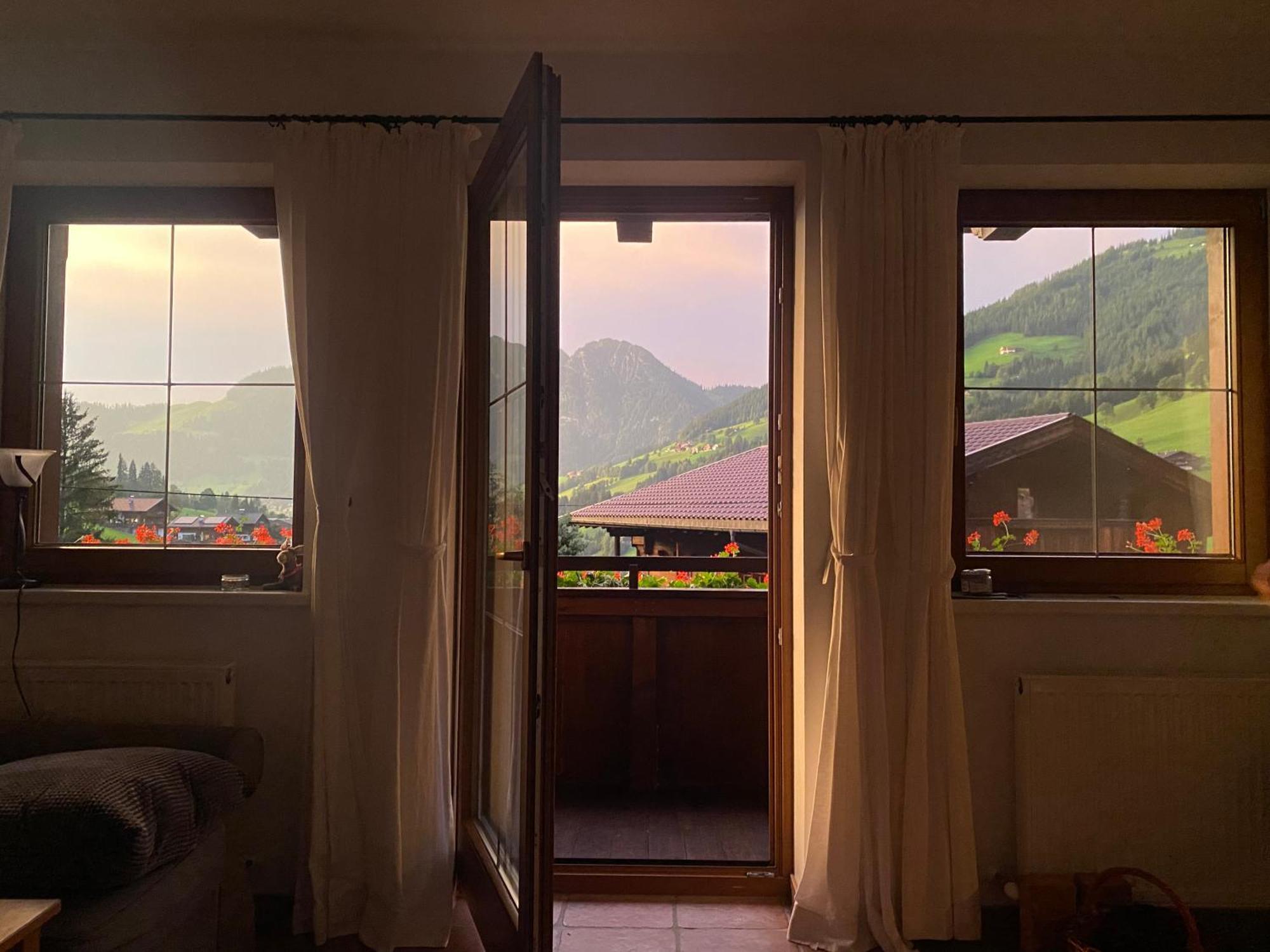 Haus Hislop Apartman Inneralpbach Kültér fotó